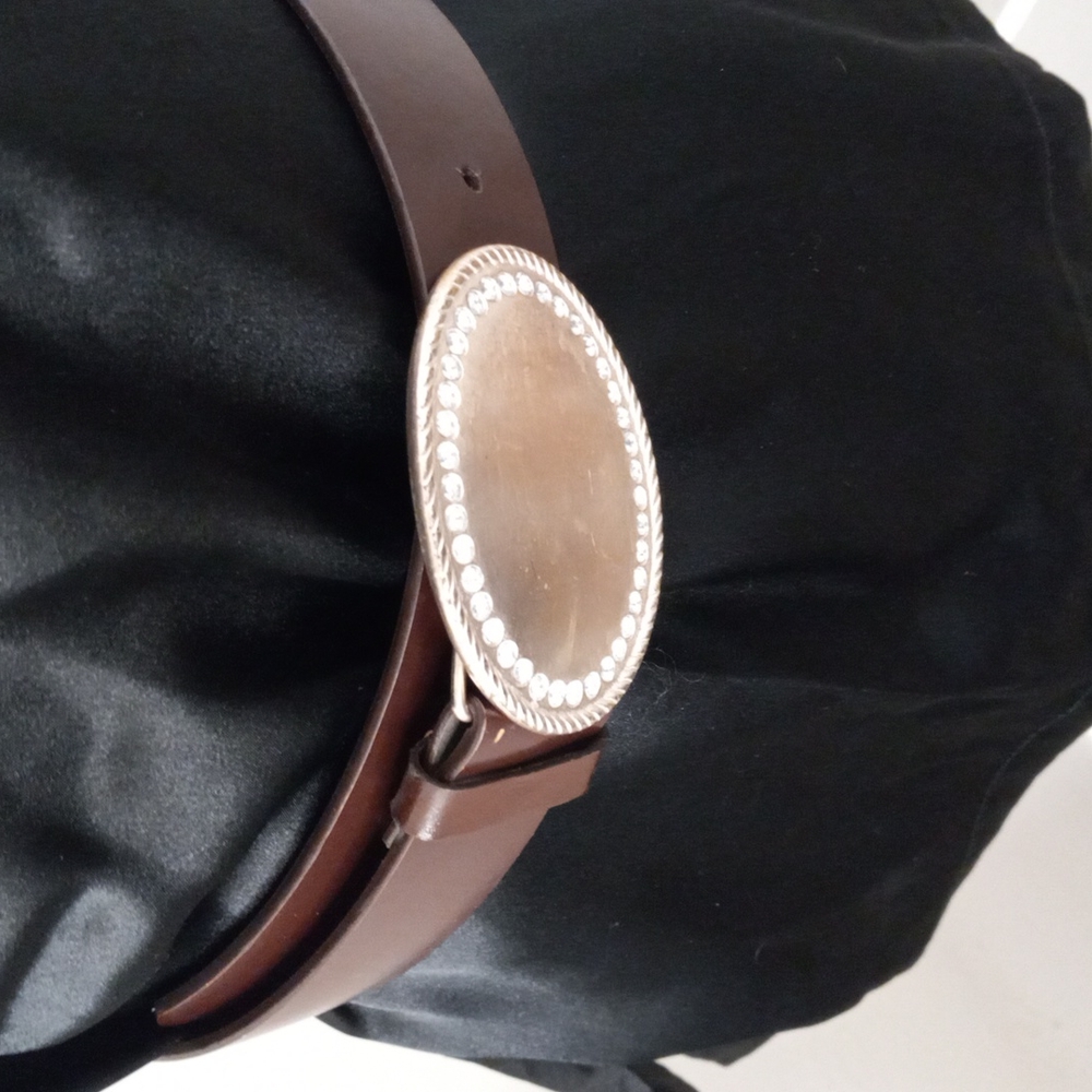 Silver Buckle W/Rhinestones  Leather Belt Size S/med